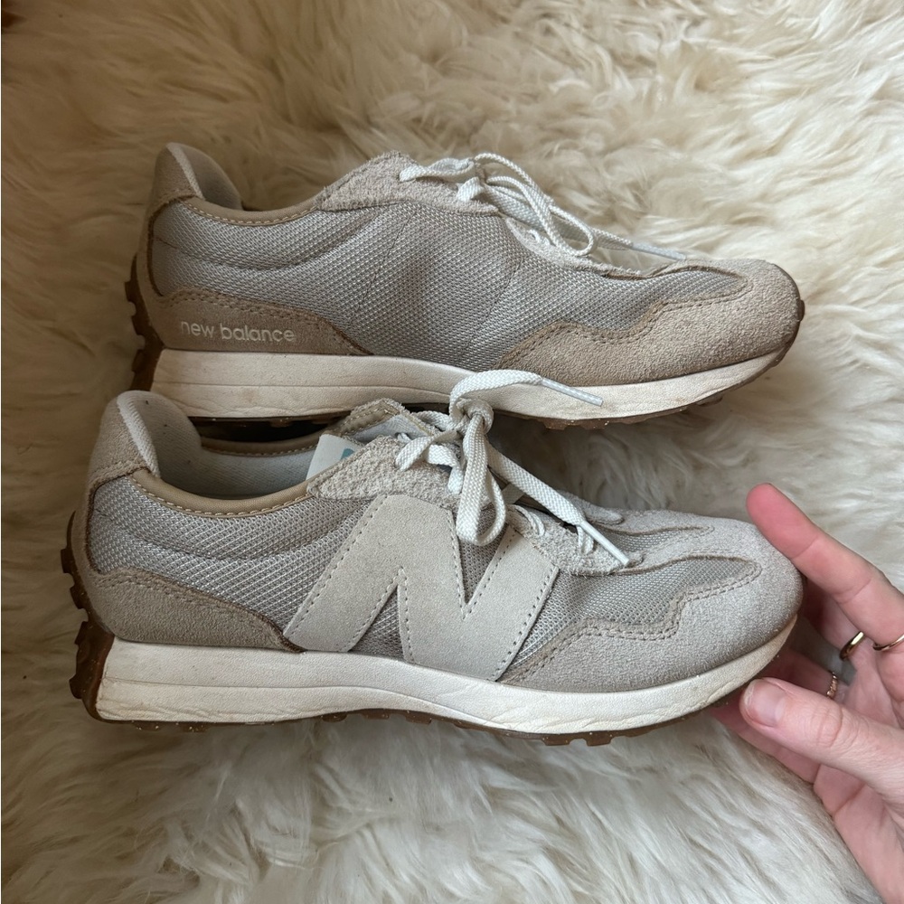 New Balance 327, Size EU 37 Women’s 6.5!
